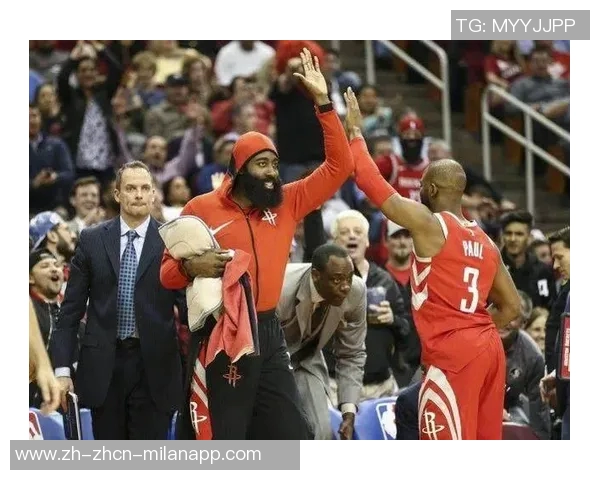 加的夫城与狼队激战正酣谁能在这场对决中笑到最后